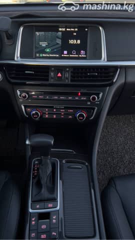 Kia K5 II 2.0 AT