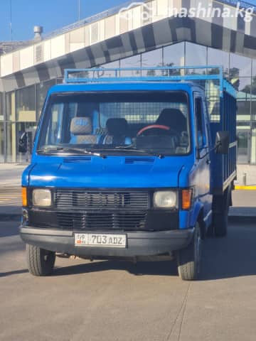 Mercedes-Benz Бортовой (4х2)