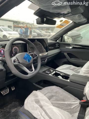 Volkswagen Tiguan III (China Market) 2.0 AMT 4WD