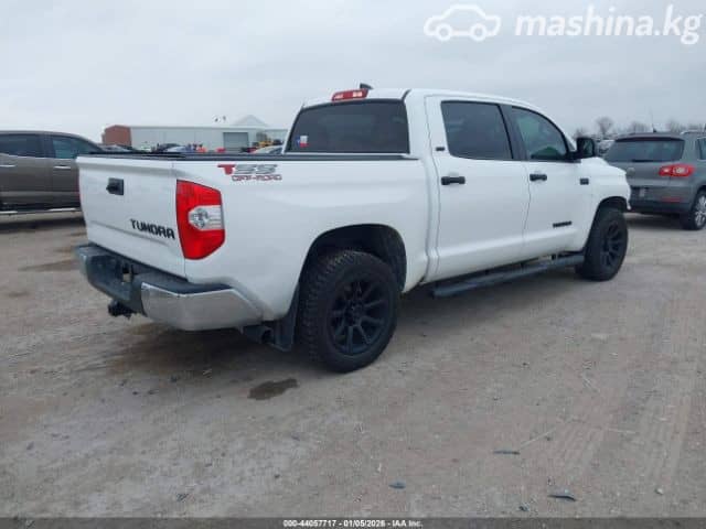 Toyota Tundra II Рестайлинг CrewMax 5.7 AT 4WD