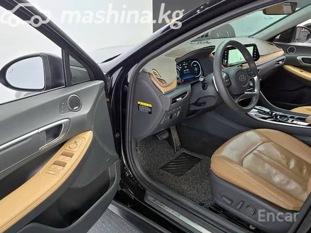 Hyundai Sonata VIII (DN8) 2.0 AT