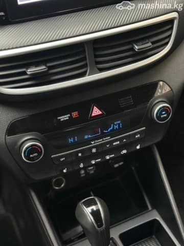 Hyundai Tucson III Рестайлинг 2.0d AT