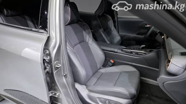 Toyota Crown XVI (S230) 2.5hyb CVT 4WD