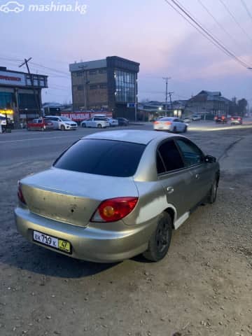 Kia Rio I 1.5 MT
