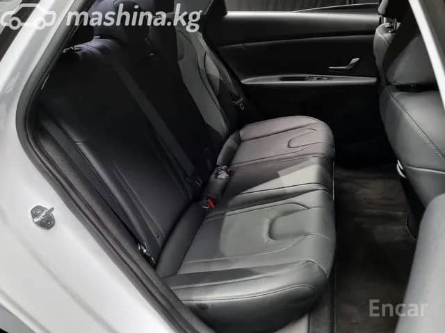 Hyundai Avante VII 1.6 CVT