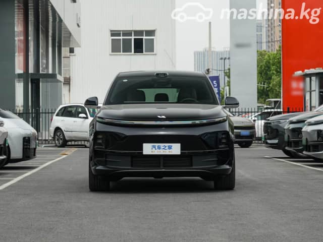 LiXiang L6 1.5hyb AT 4WD
