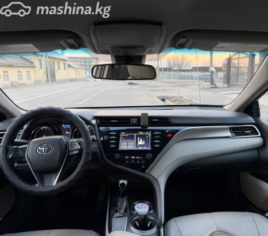 Toyota Camry VIII (XV70) 2.5 AT