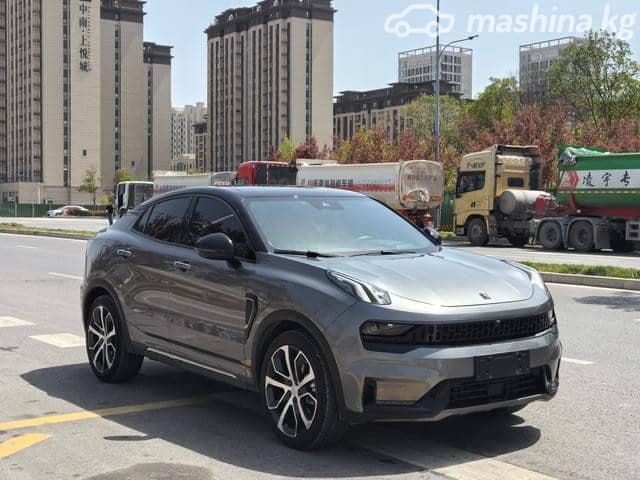 Lynk & Co 05 2.0 AT 4WD