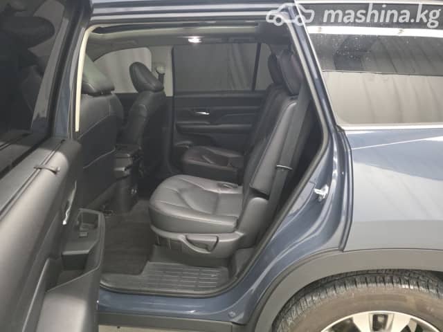 Toyota Grand Highlander 2.4 AT 4WD