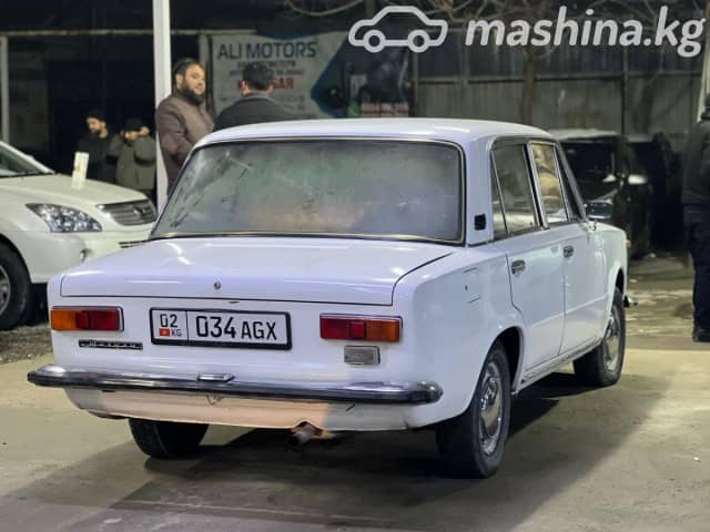 ВАЗ (Lada) 2107 21079 1.3 MT
