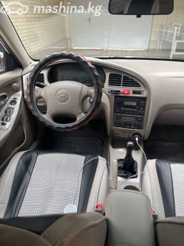 Hyundai Elantra III (XD) 1.6 MT