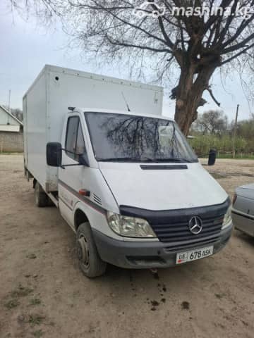 Mercedes-Benz Фургон (4х2)