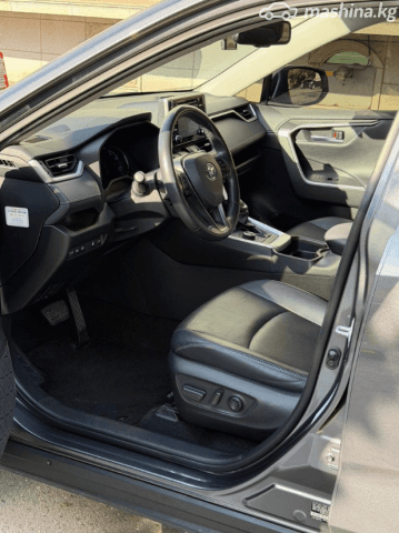 Toyota RAV4 V (XA50) 2.5hyb CVT 4WD