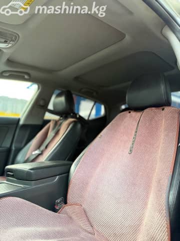Kia K5 I 2.0 AT
