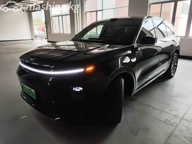 LiXiang L6 1.5hyb AT 4WD