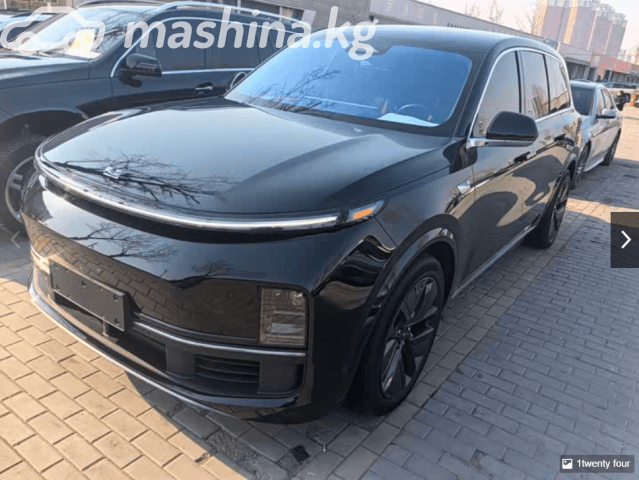 LiXiang L9 Рестайлинг 1.5hyb AT 4WD