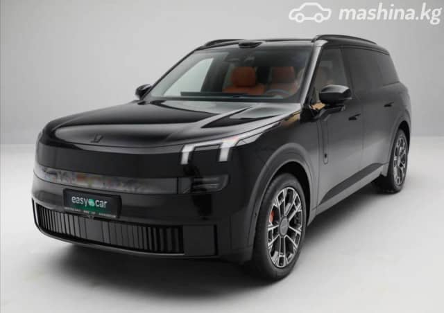 Lynk & Co 900 2.0hyb AT 4WD