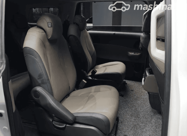 Kia Carnival IV 3.5 AT