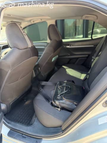 Toyota Camry VIII (XV70) 2.5 AT