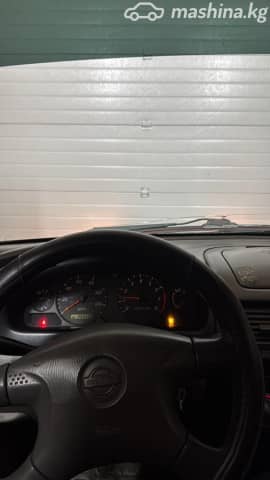 Nissan Sentra V (B15) 1.8 AT