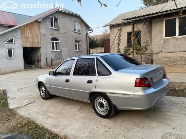 Daewoo Nexia I Рестайлинг 1.5 MT
