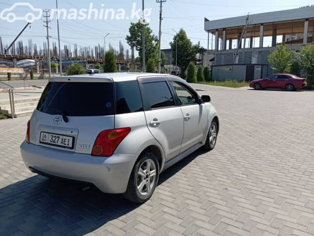 Toyota Ist I 1.3 AT