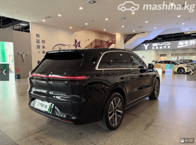 LiXiang L6 1.5hyb AT 4WD