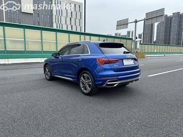 Audi Q3 II (F3) 40 TFSI 2.0 AMT