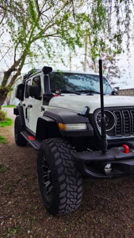Jeep Wrangler IV (JL) 2.0 AT 4WD
