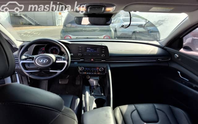 Hyundai Avante VII 1.6 CVT