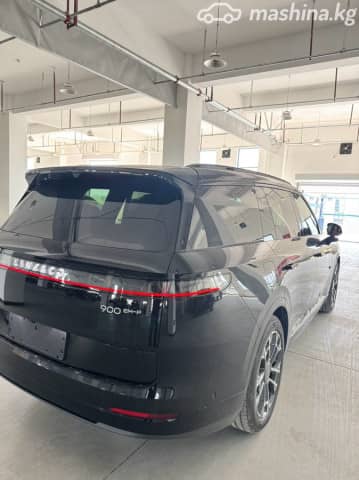 Lynk & Co 900 1.5hyb AT 4WD