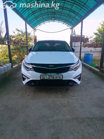 Kia K5 II 2.0 AT