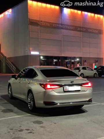 Lexus ES VII 300h 2.5hyb CVT