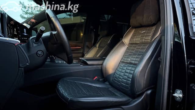 Cadillac Escalade V 6.2 AT 4WD