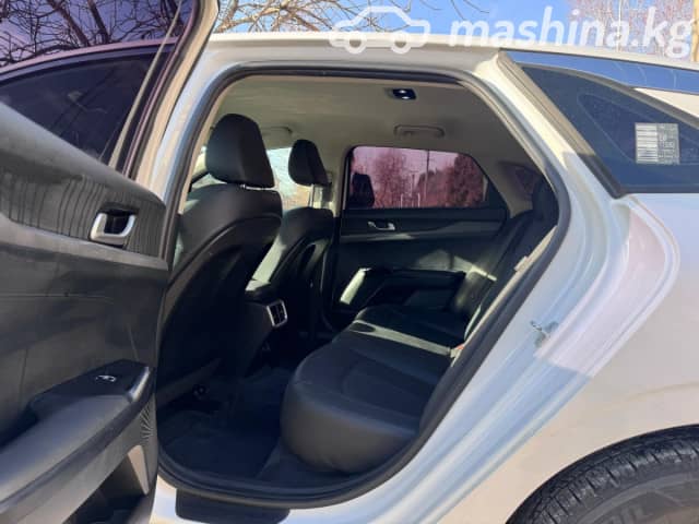 Kia K5 III LPi 2.0 AT