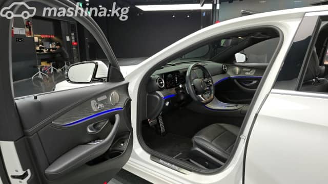 Mercedes-Benz E-Класс V (W213, S213, C238) Рестайлинг 350 2.0 AT 4WD