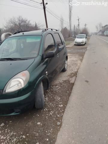 Toyota Yaris Verso 1.5 MT