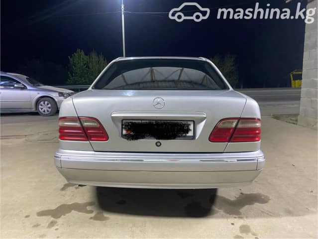 Mercedes-Benz E-Класс II (W210, S210) Рестайлинг 200 2.0 MT