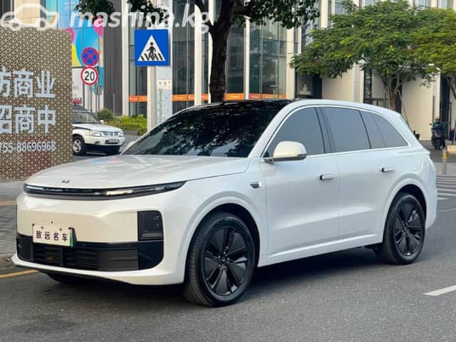 LiXiang L6 1.5hyb AT 4WD