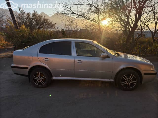 Skoda Octavia I (A4) Рестайлинг 1.6 MT