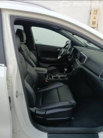 Kia Sportage IV Рестайлинг 2.4 AT 4WD