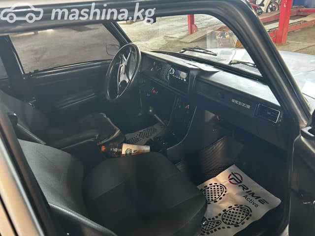 ВАЗ (Lada) 2107 21074-30 1.6 MT