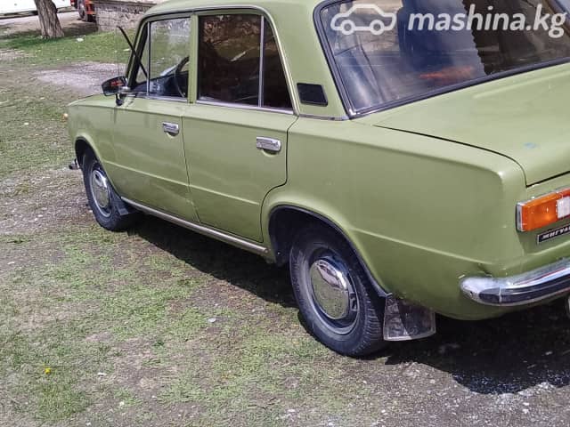 ВАЗ (Lada) 2101 21011 1.3 MT