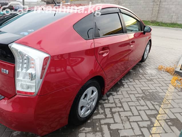 Toyota Prius III Рестайлинг (XW30) 1.8hyb AT