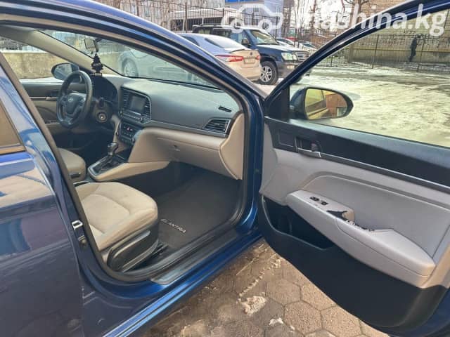 Hyundai Elantra VI (AD) 2.0 AT