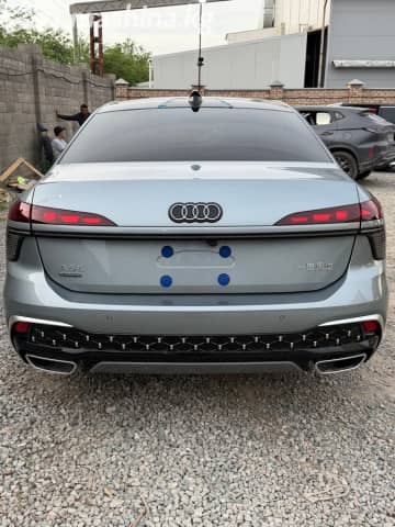 Audi A6 V (C8) Рестайлинг 45 TFSI Long 2.0 AMT 4WD