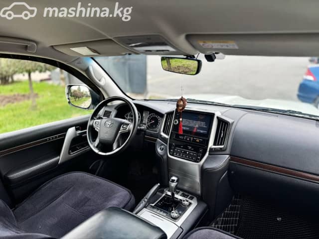 Toyota Land Cruiser 200 Series Рестайлинг 2 4.6 AT 4WD