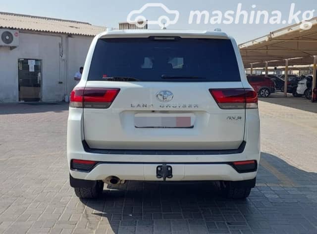 Toyota Land Cruiser 300 Series 4.0 AT 4WD