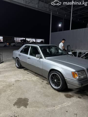 Mercedes-Benz E-Класс I (W124) 220 2.2 MT