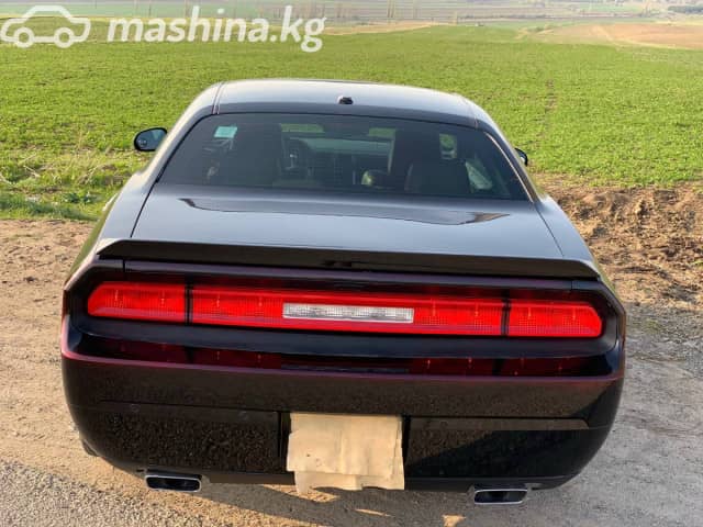 Dodge Challenger III Рестайлинг 3.6 AT